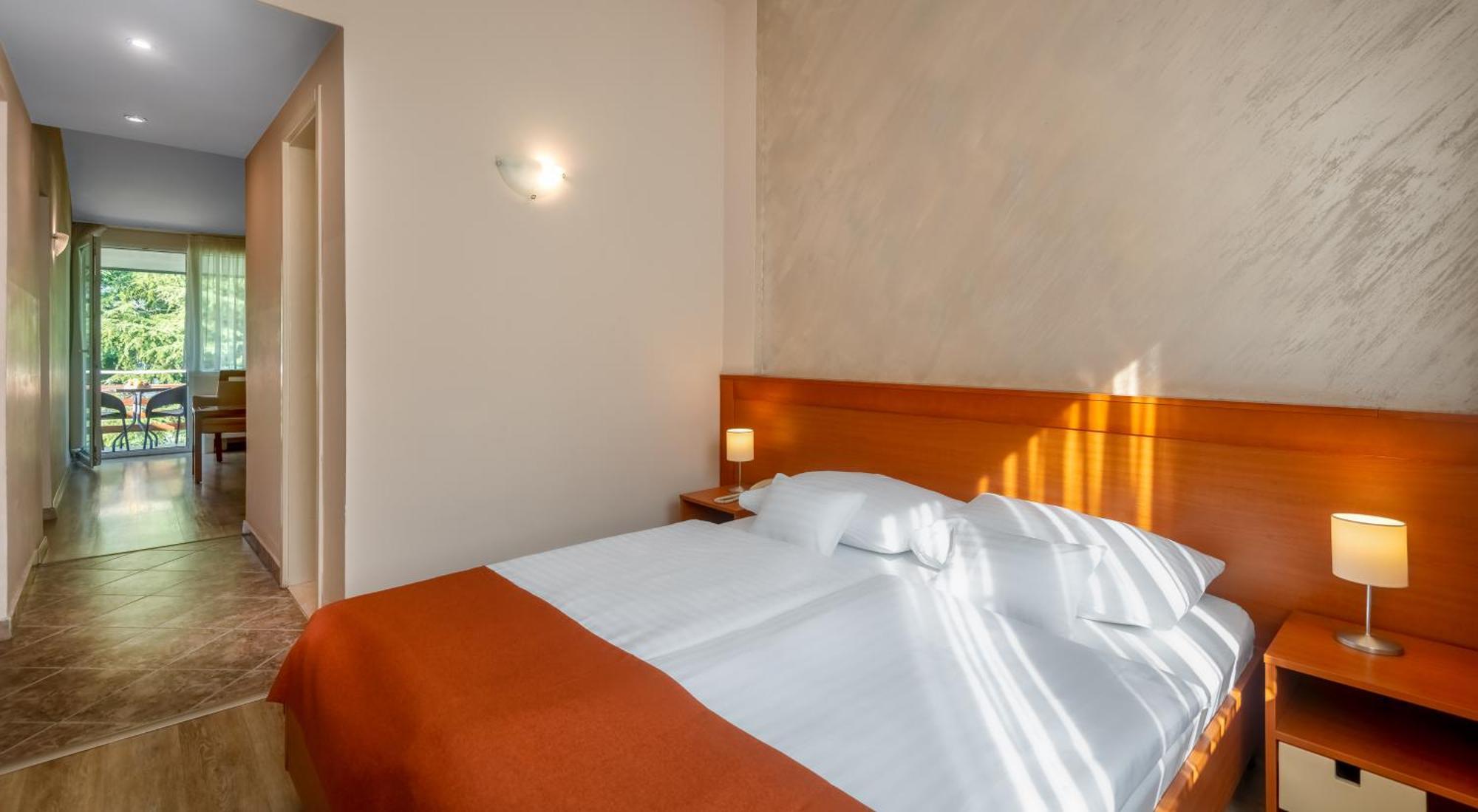 Hunguest Hotel Sun Resort Херцег-Новий Екстер'єр фото